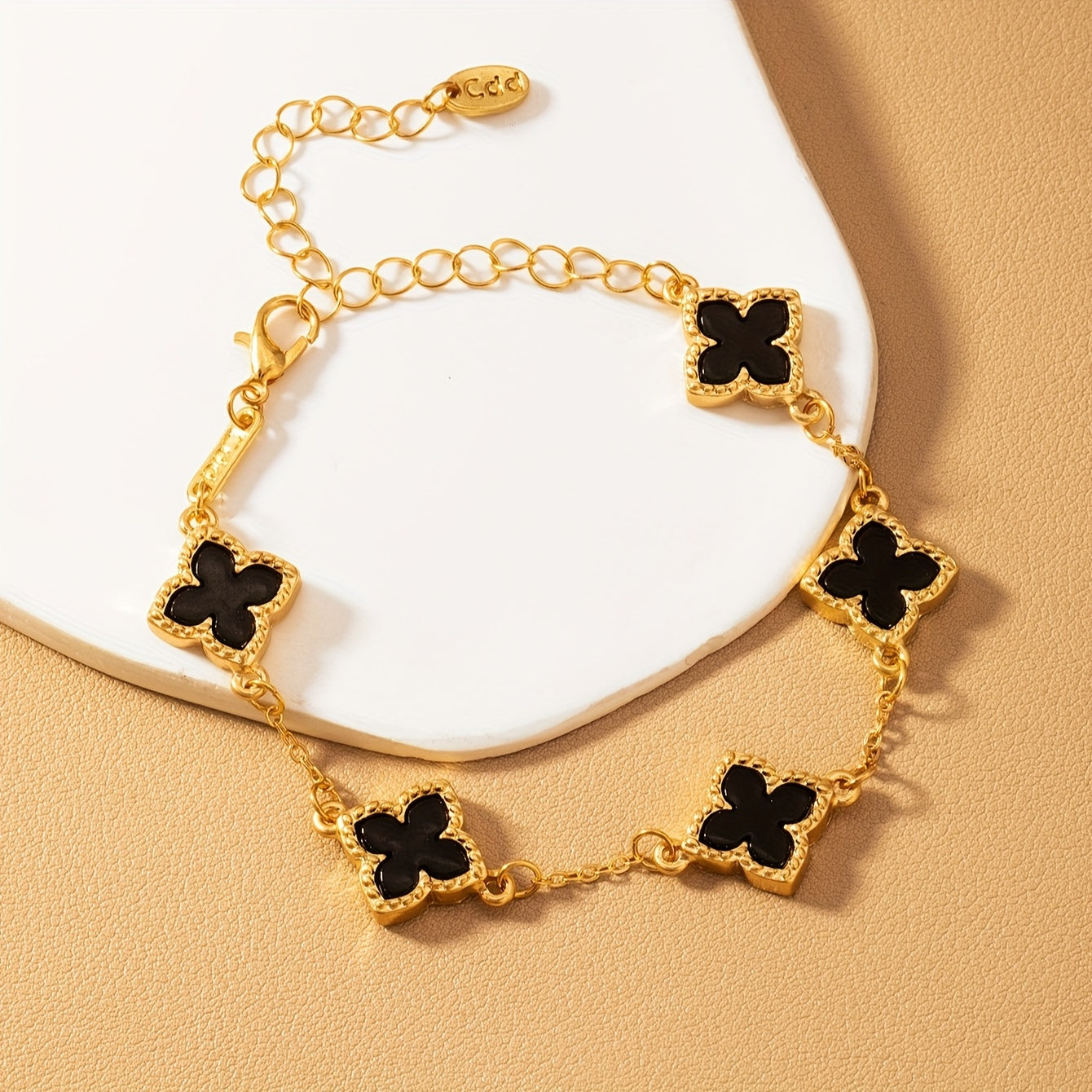 Amara™ | Elegant Floral Charm Bracelet