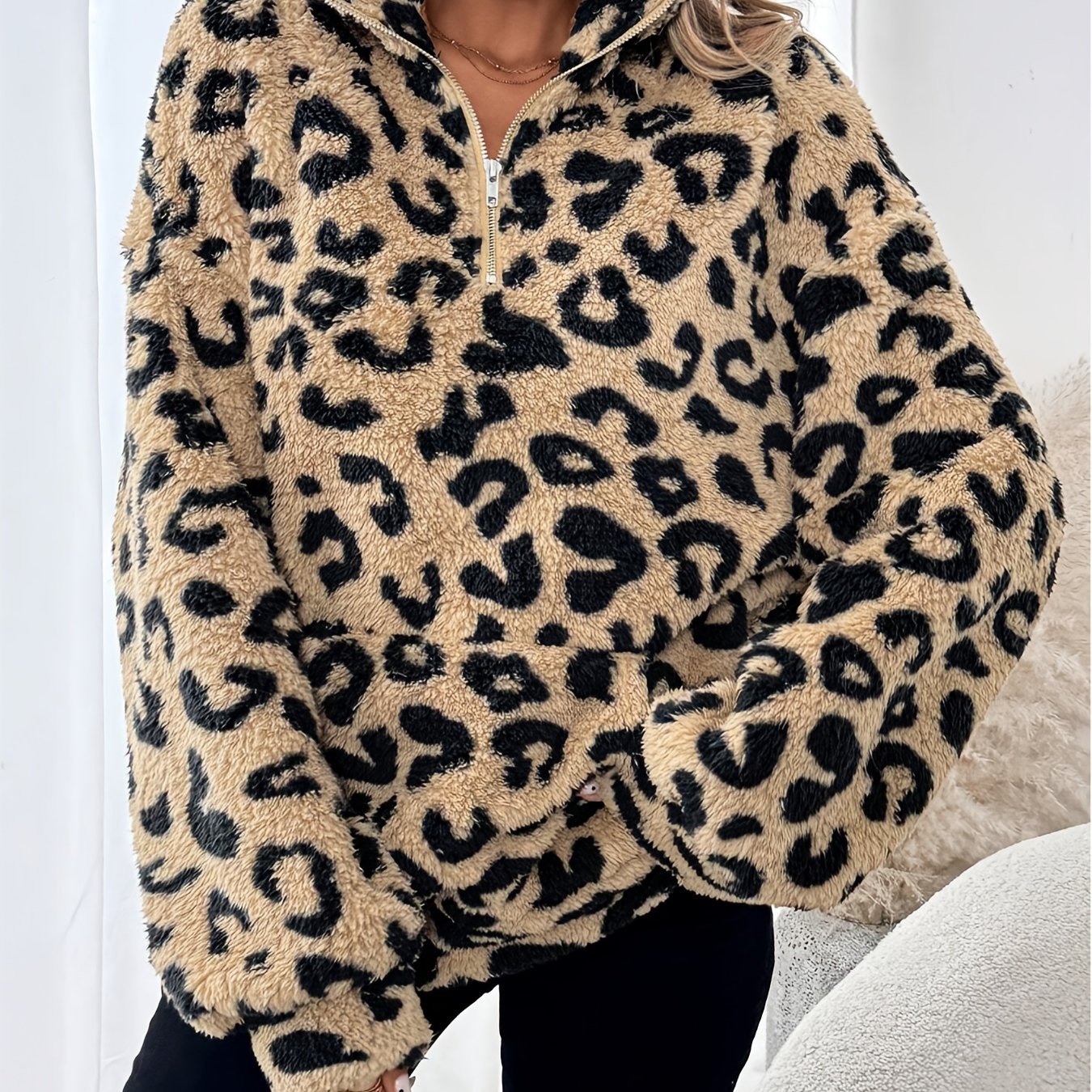 Leona™ | Elegant Leopard Print Zip Sweater